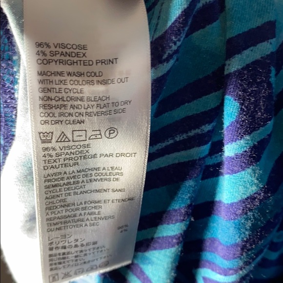 Tommy Bahama Printed Racer Back Sleeveless - Picture 3 of 4